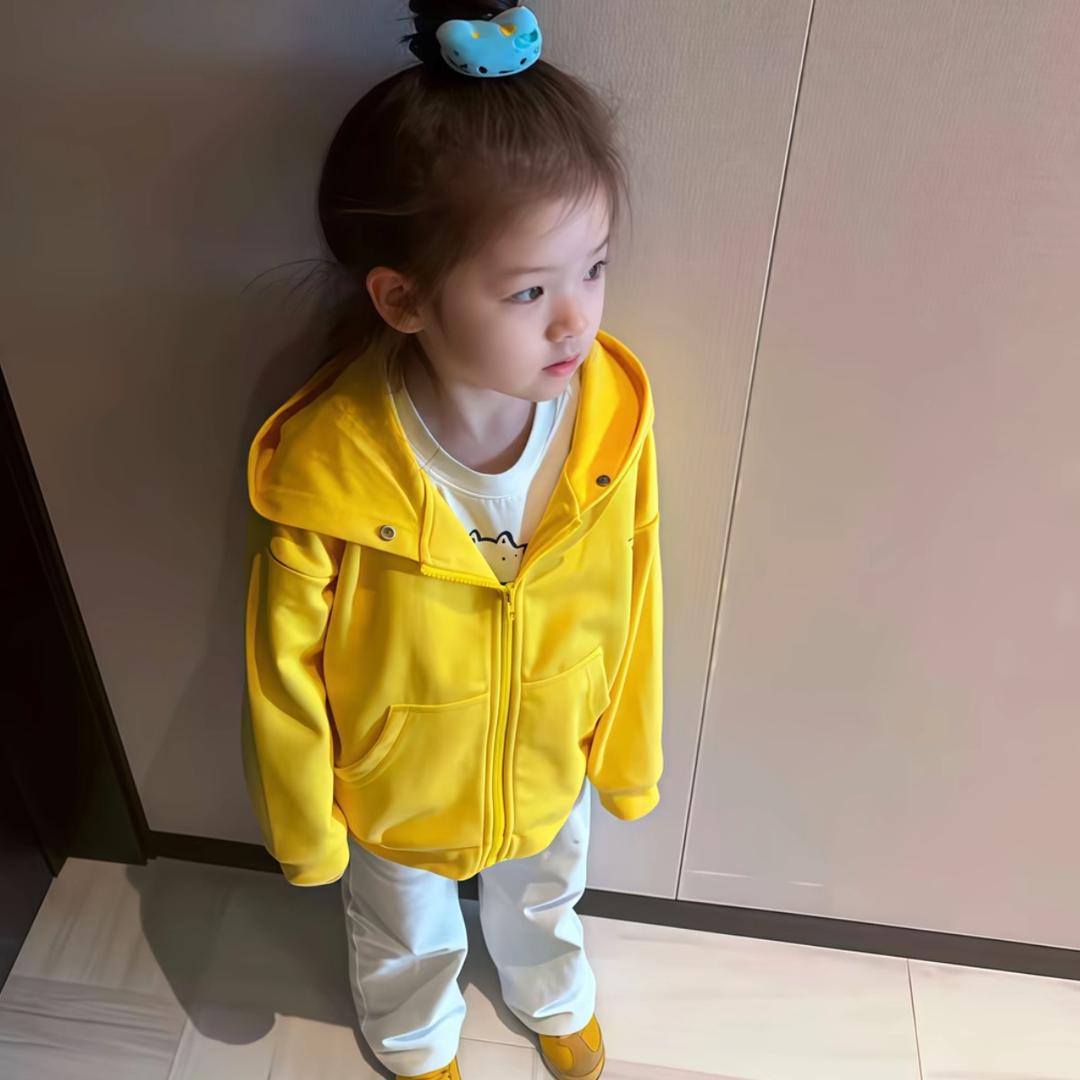 村里面的刘亦菲