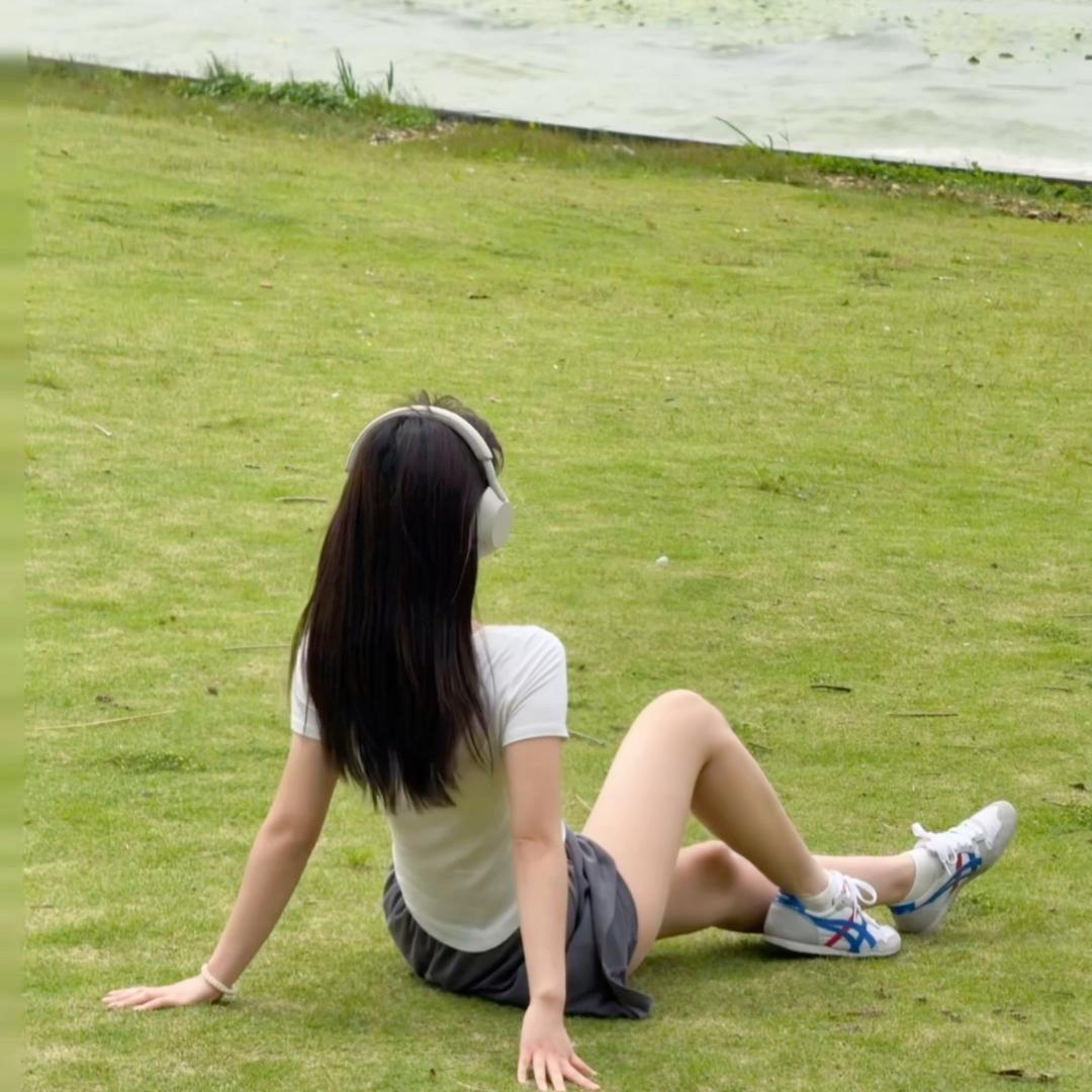 莎一爱拍照