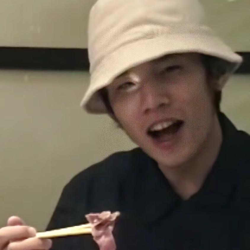小王同学.