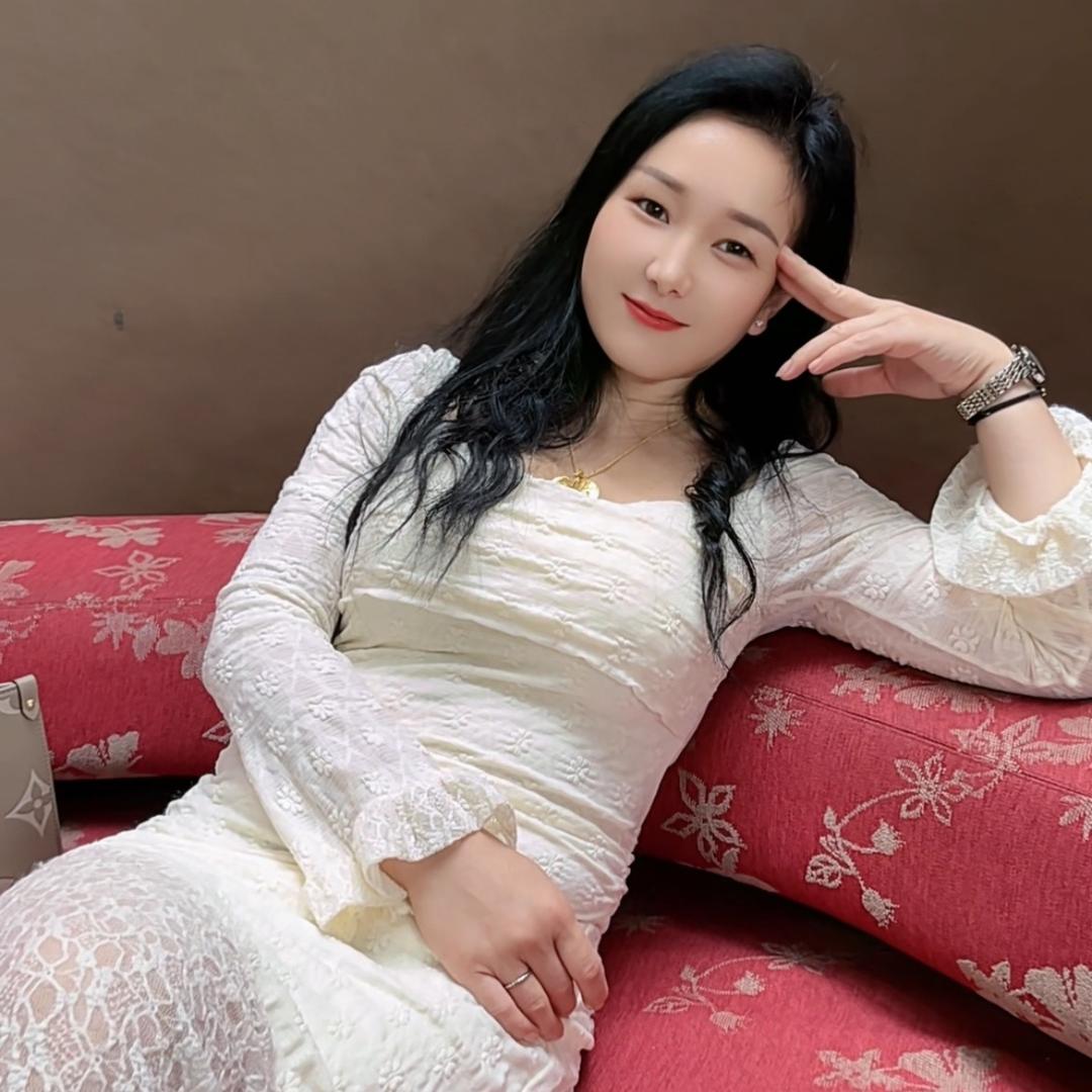 静娴（温文尔雅）