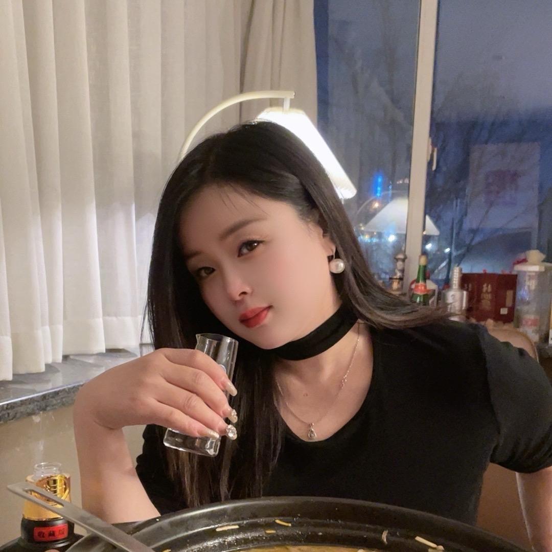 爱喝酒的露姐