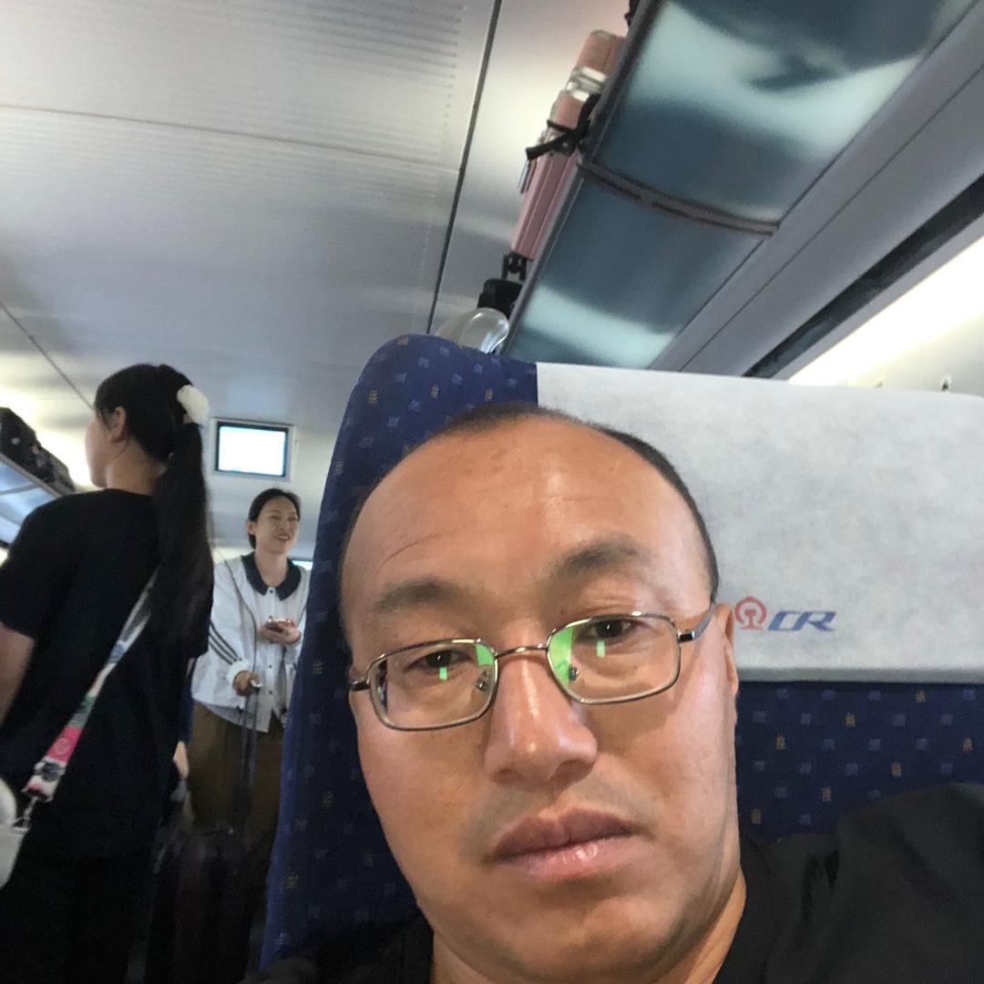 专业拆除砸墙一条尤服务到（改水改电