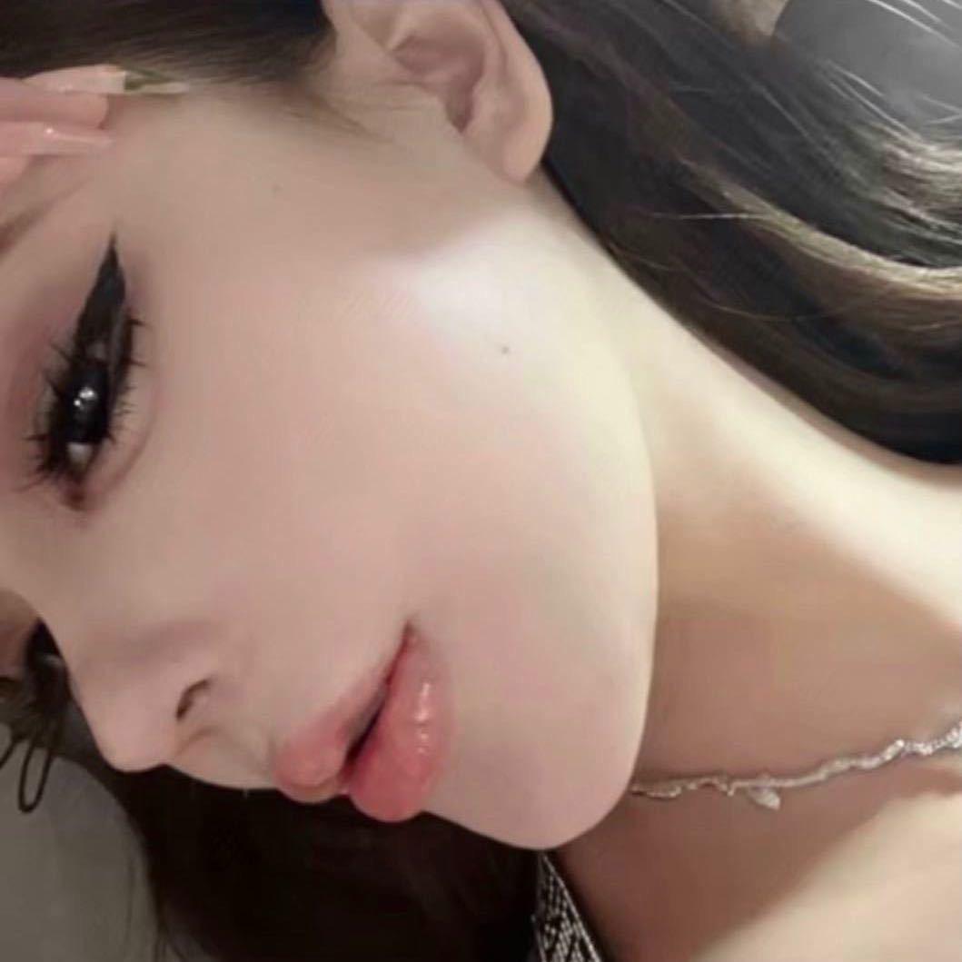吻一秒💕