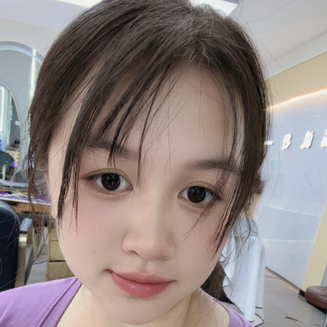 冰淇淋🔆 ²⁰²⁴