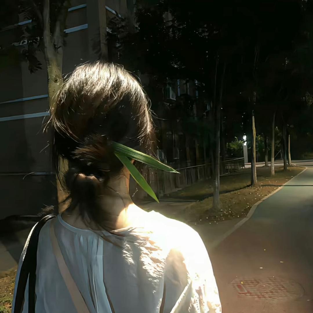 漫漫ᥫᩣ