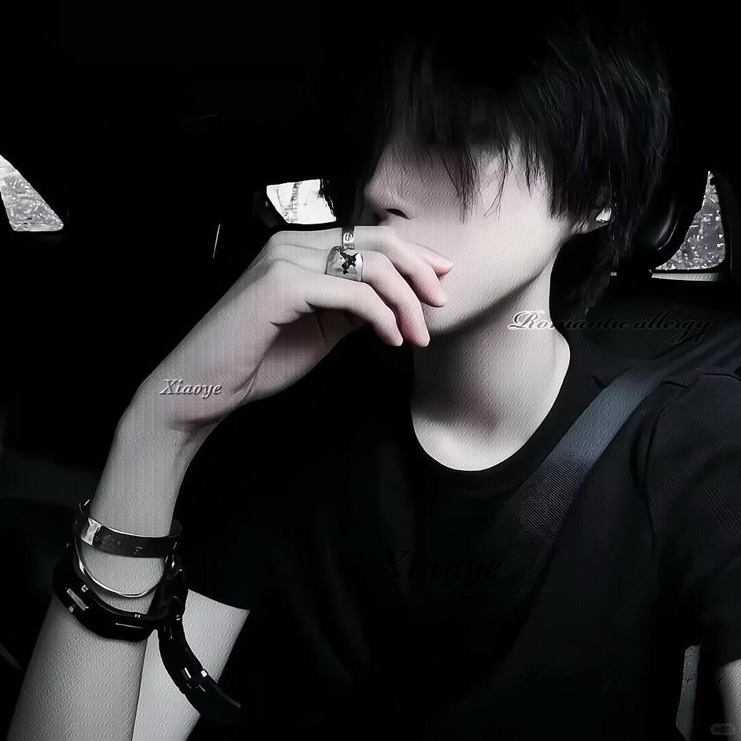 Y ㅤㅤㅤ