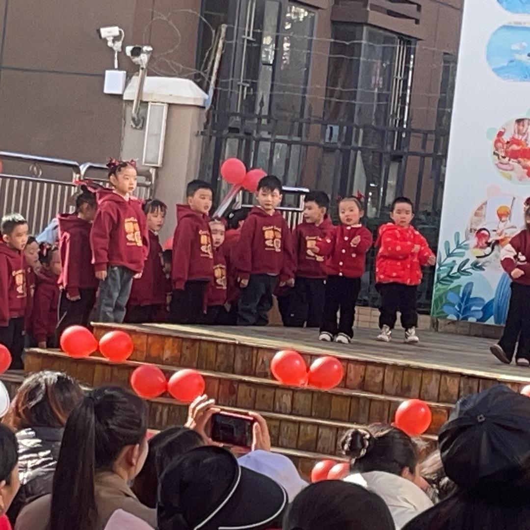 内裤在破也性感