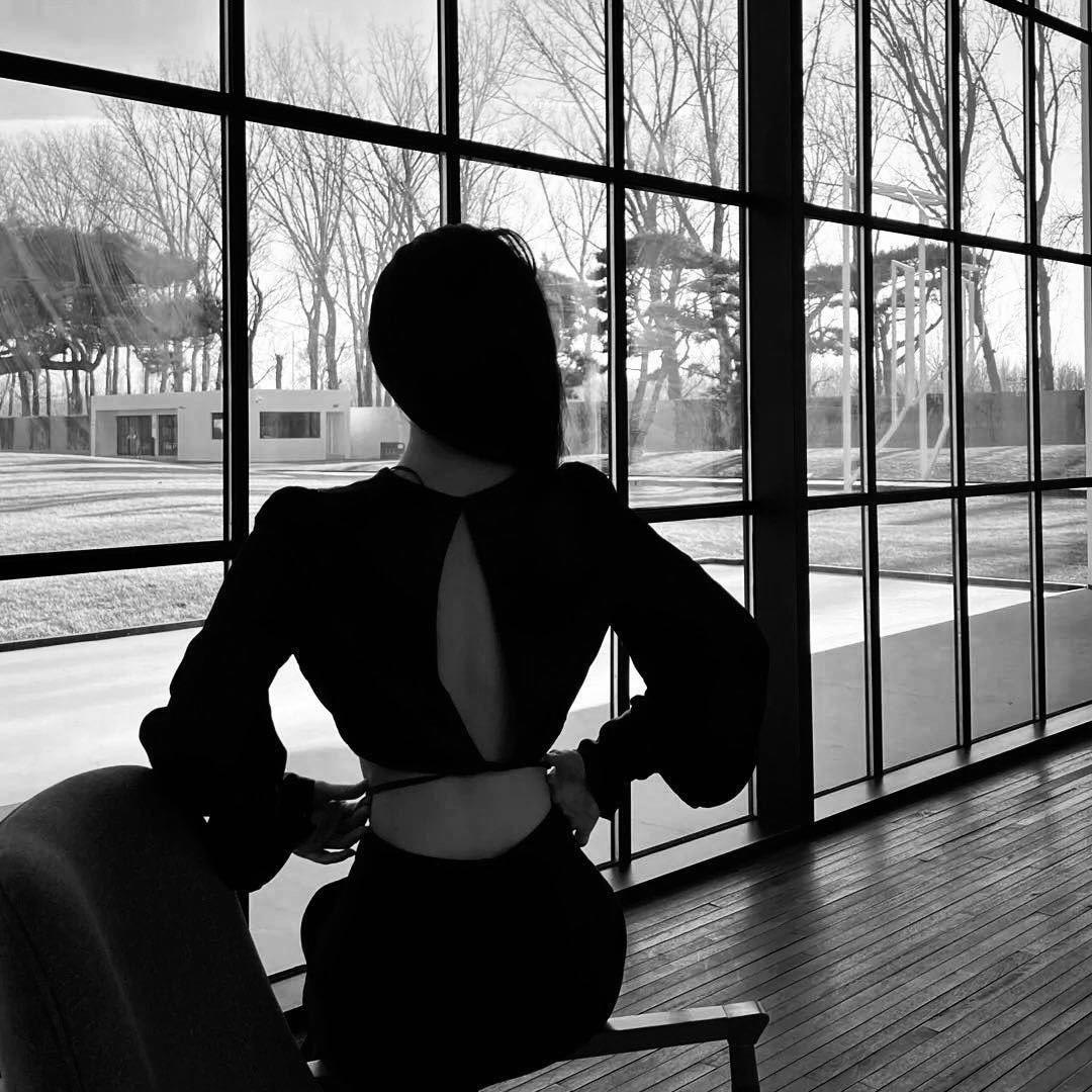 张大温柔（牛膝小姐姐）