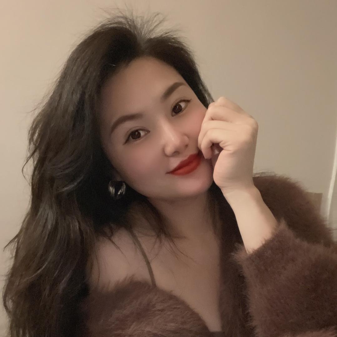 万万～分享美妆Vlog