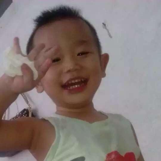 小蒙蒙（家政扬州专业保洁，美缝）