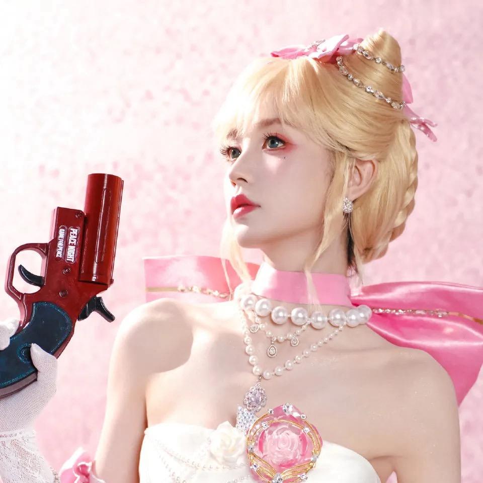 曹美.🕊️