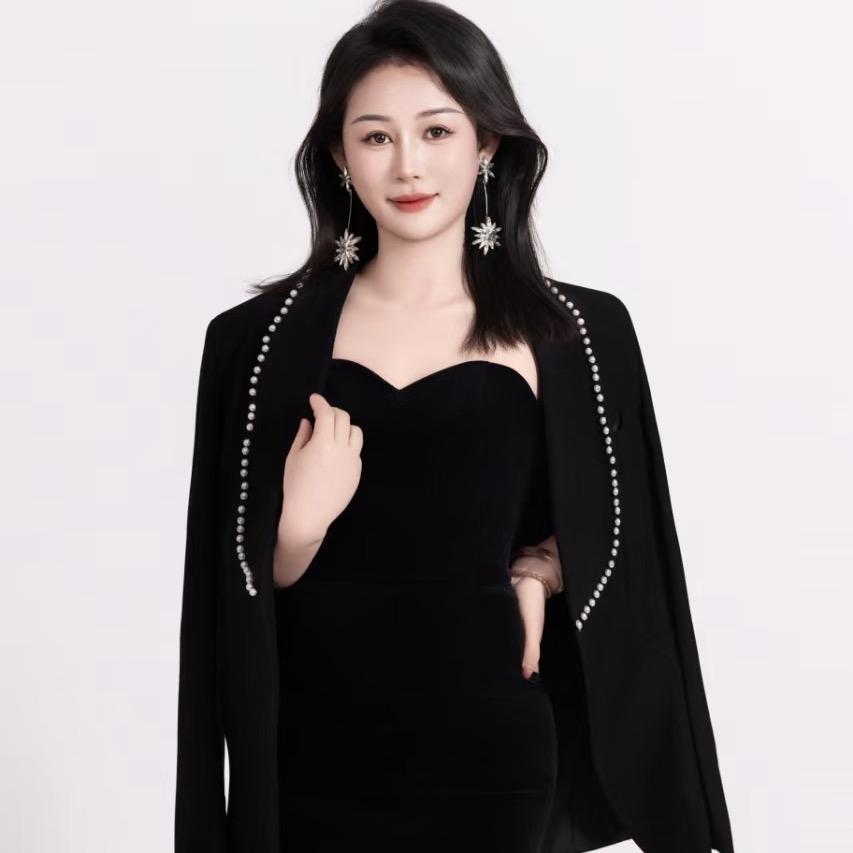 😘家有三千金😘