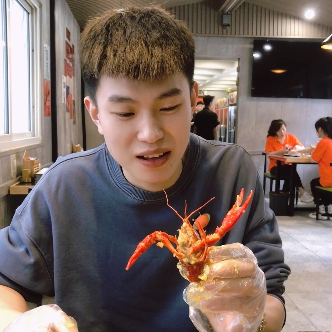 阳光彩虹小白马🦄