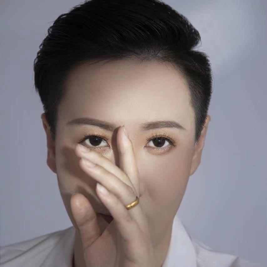 张莉正能量~桃子科技工作室2