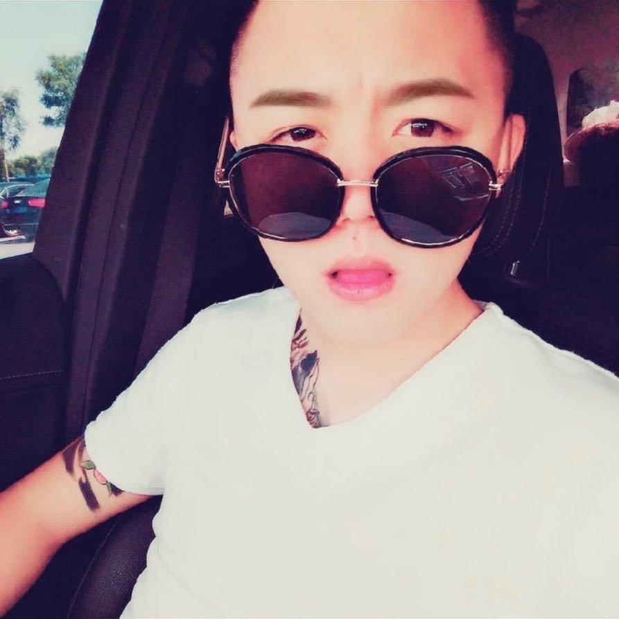 爱吃的🔥小亮哥