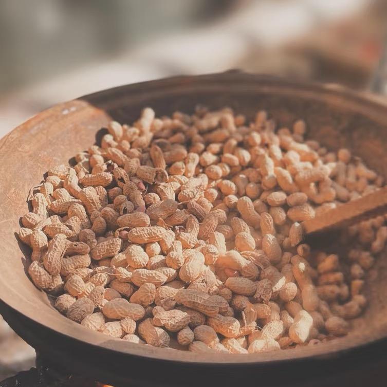 刘爷爷家的炒花生