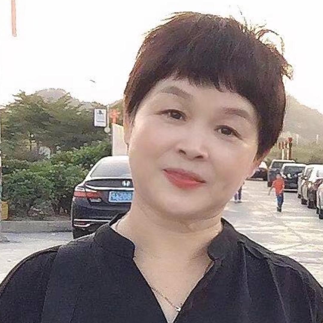 小希希丫丫