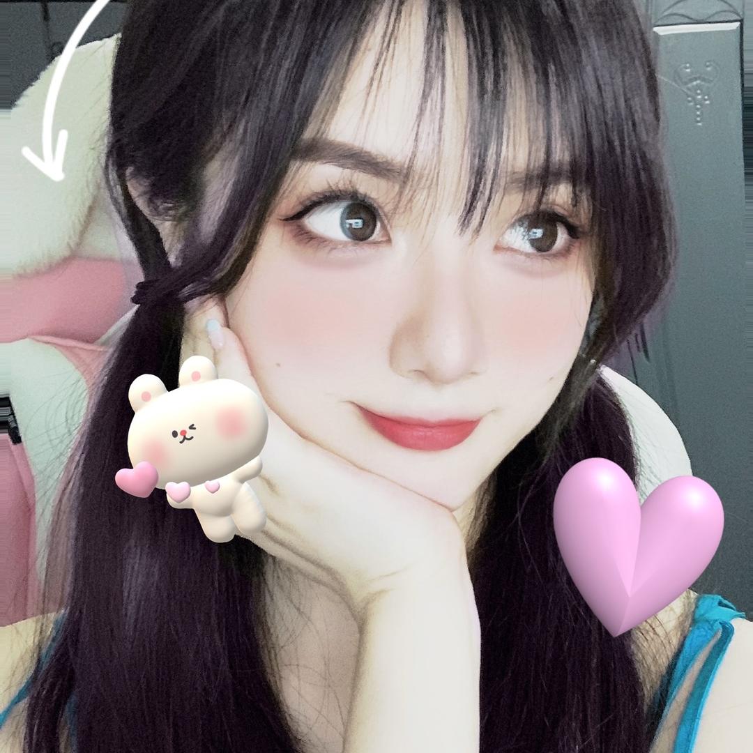 锐雯的绯闻女友