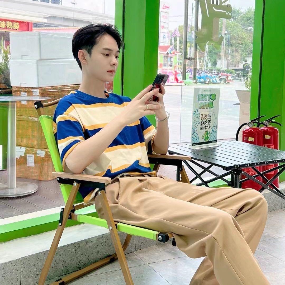 我我我 .