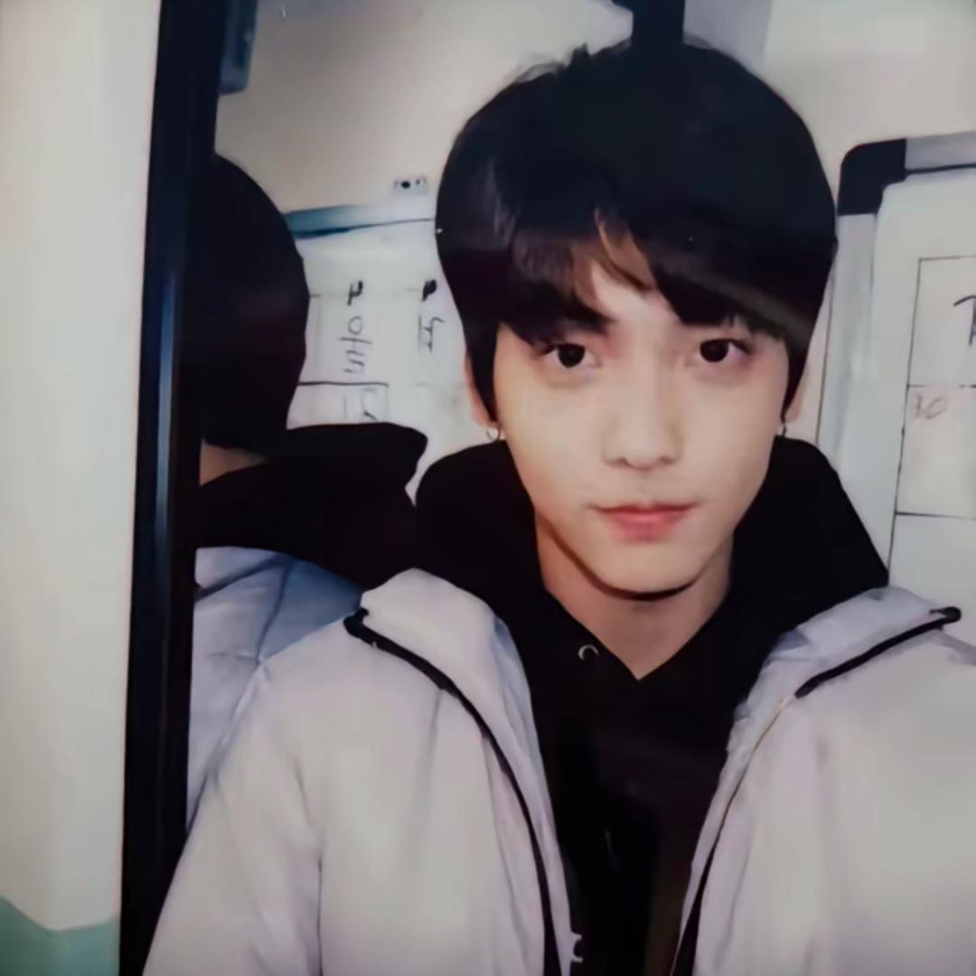 Tloml(๑•॒̀ ູ॒•́๑)