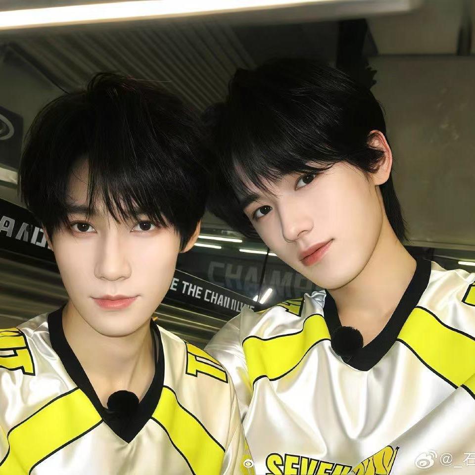 樊🌟💚🩵🧡