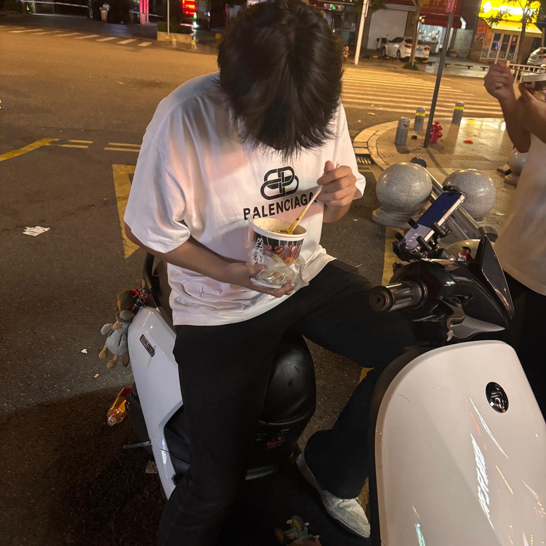 小撒