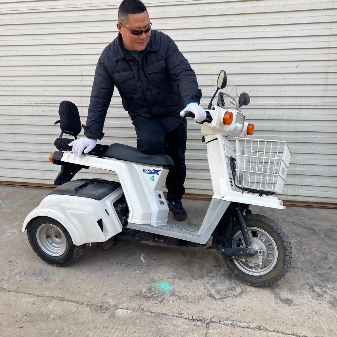 金质量摩托车