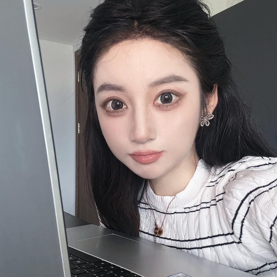 楠楠品牌福利官
