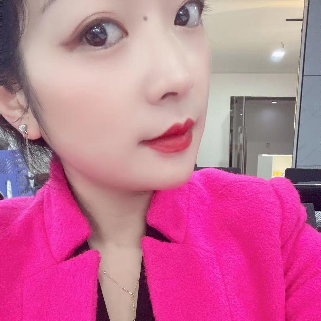 镇安小富婆
