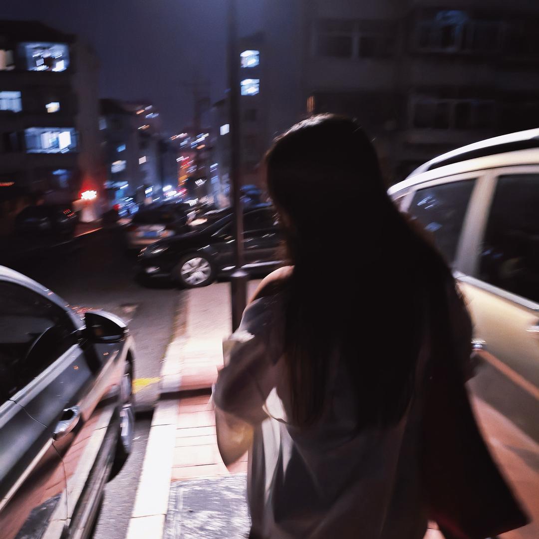 🌈小小魔女