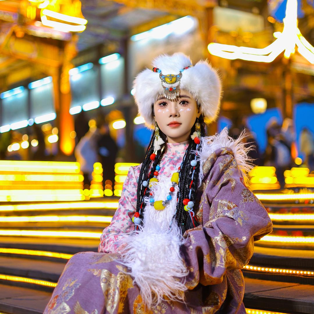 陈二妮。