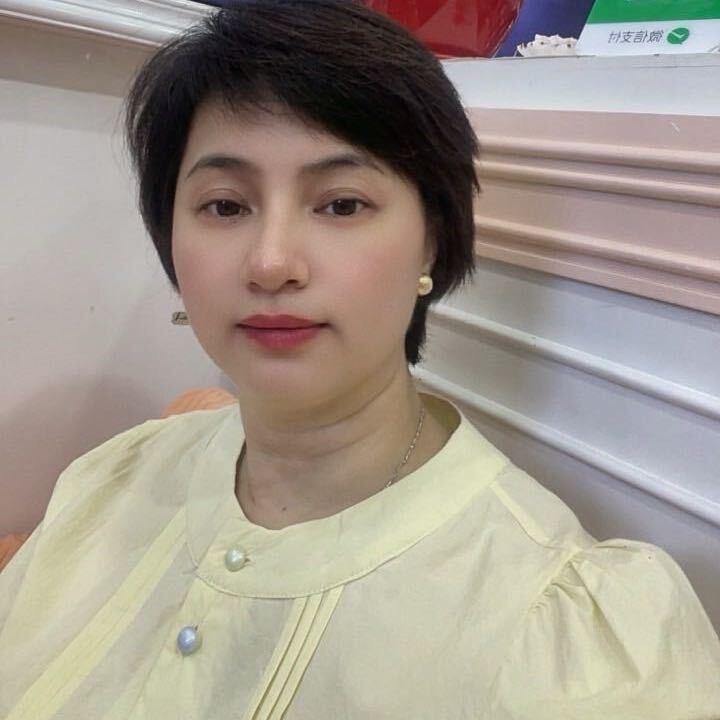 琴琴（女人秀女装）