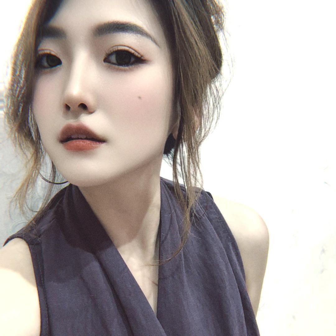 化妆师❣️静静❣️