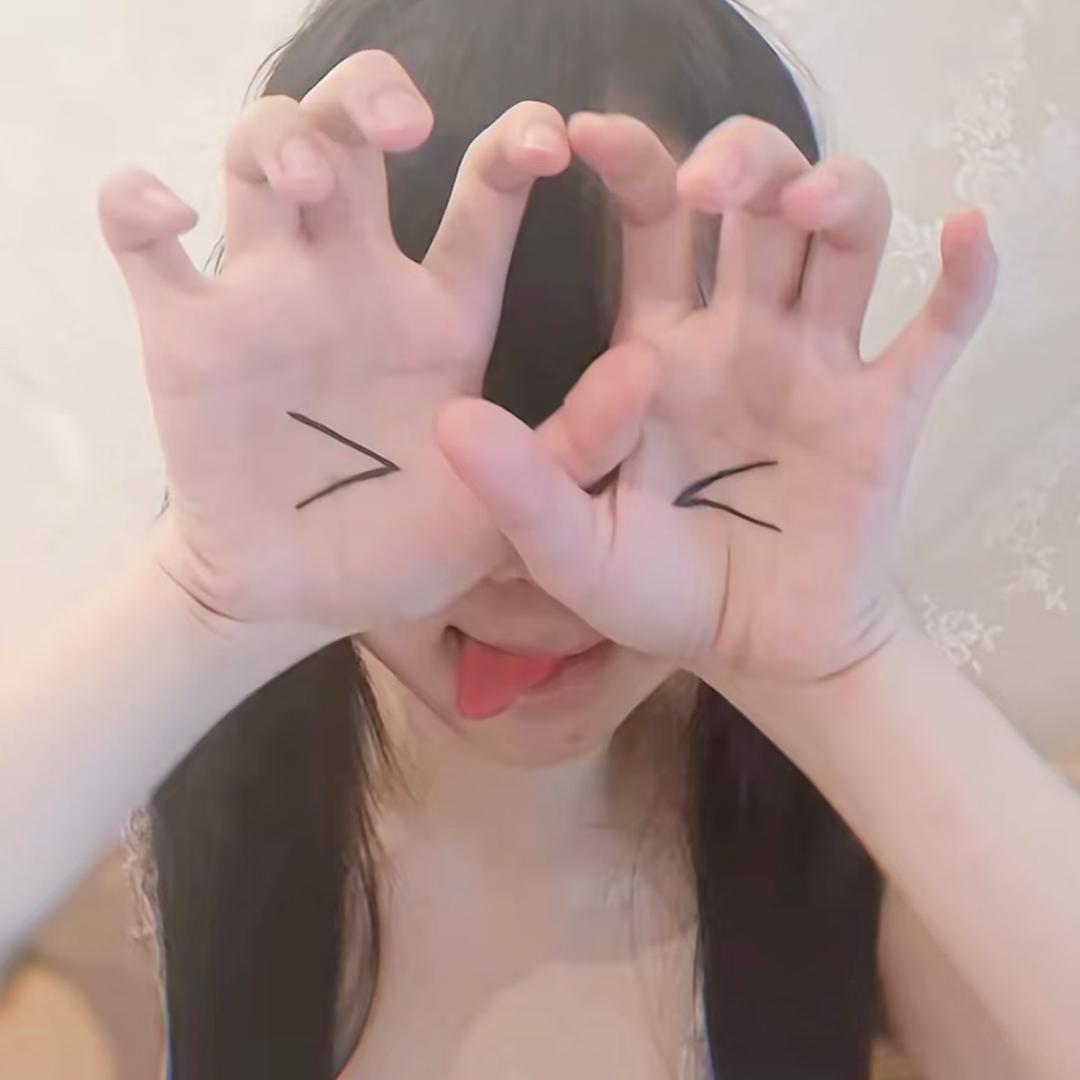 ，