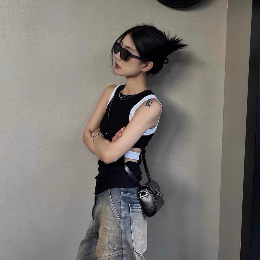 一条小咸鱼💕