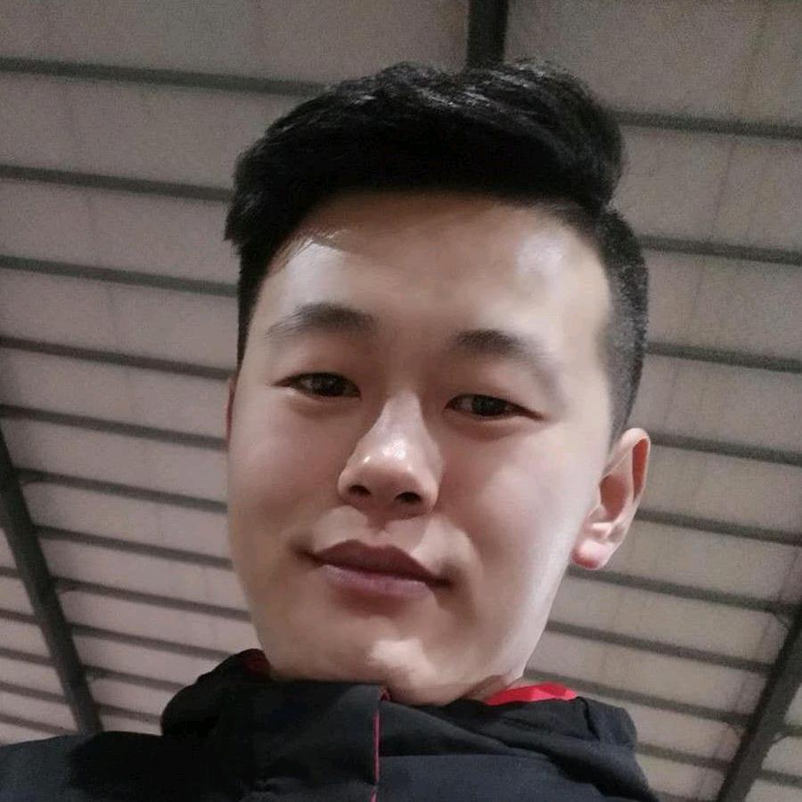 青岛.小刘刘