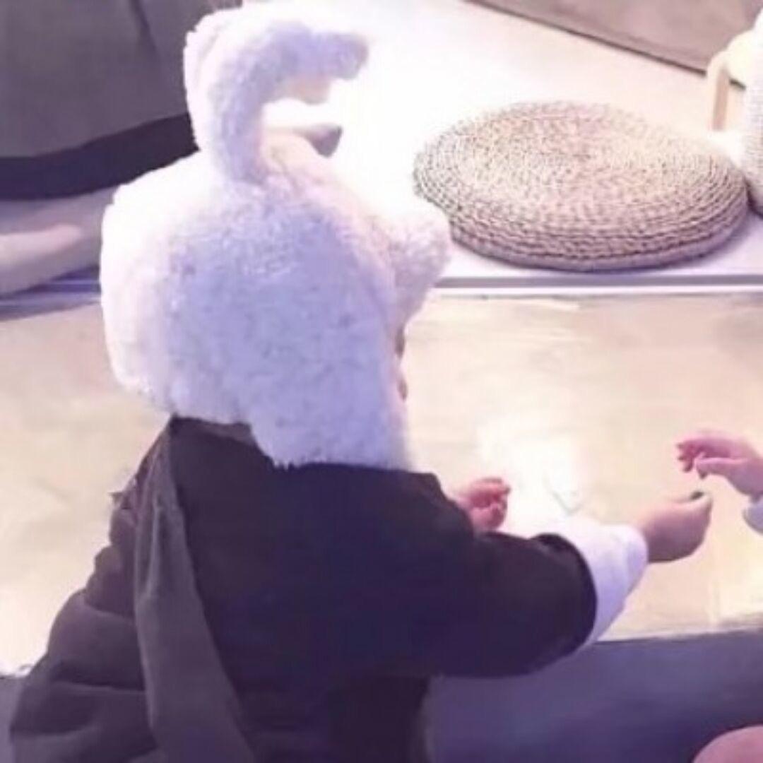 ？