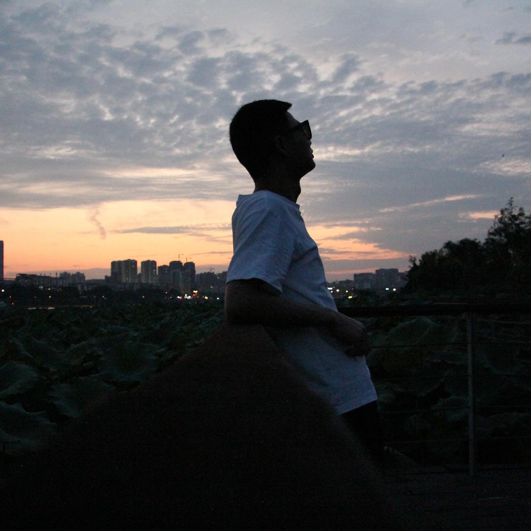 东东