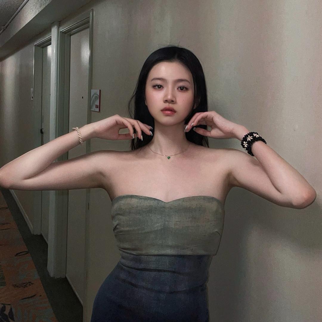夜黎比比ᵇⁱ