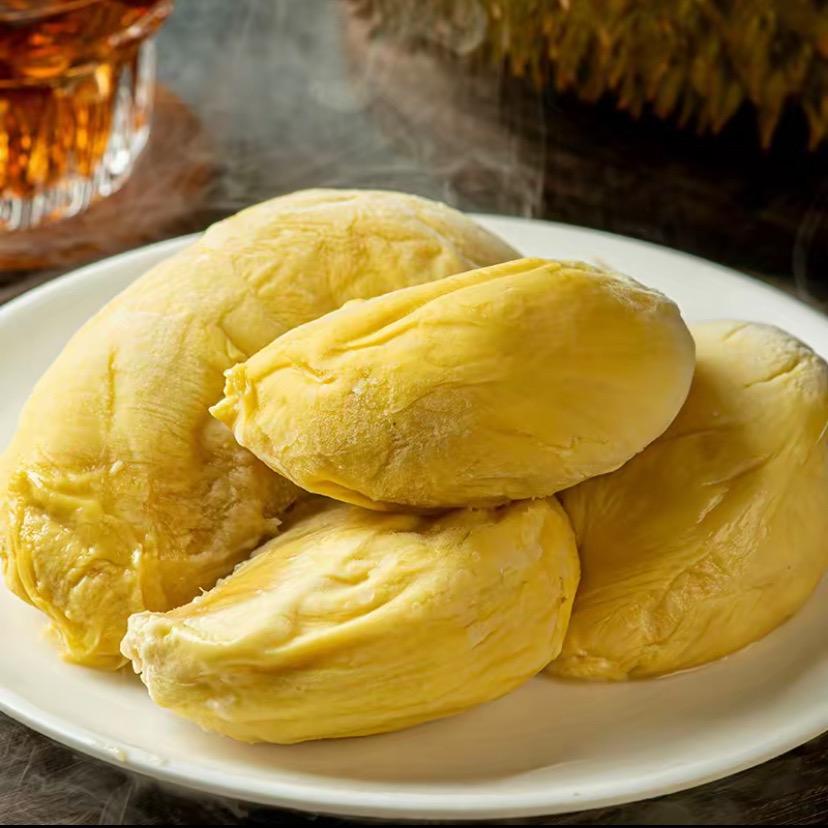 大脸妹妹爱吃榴莲。