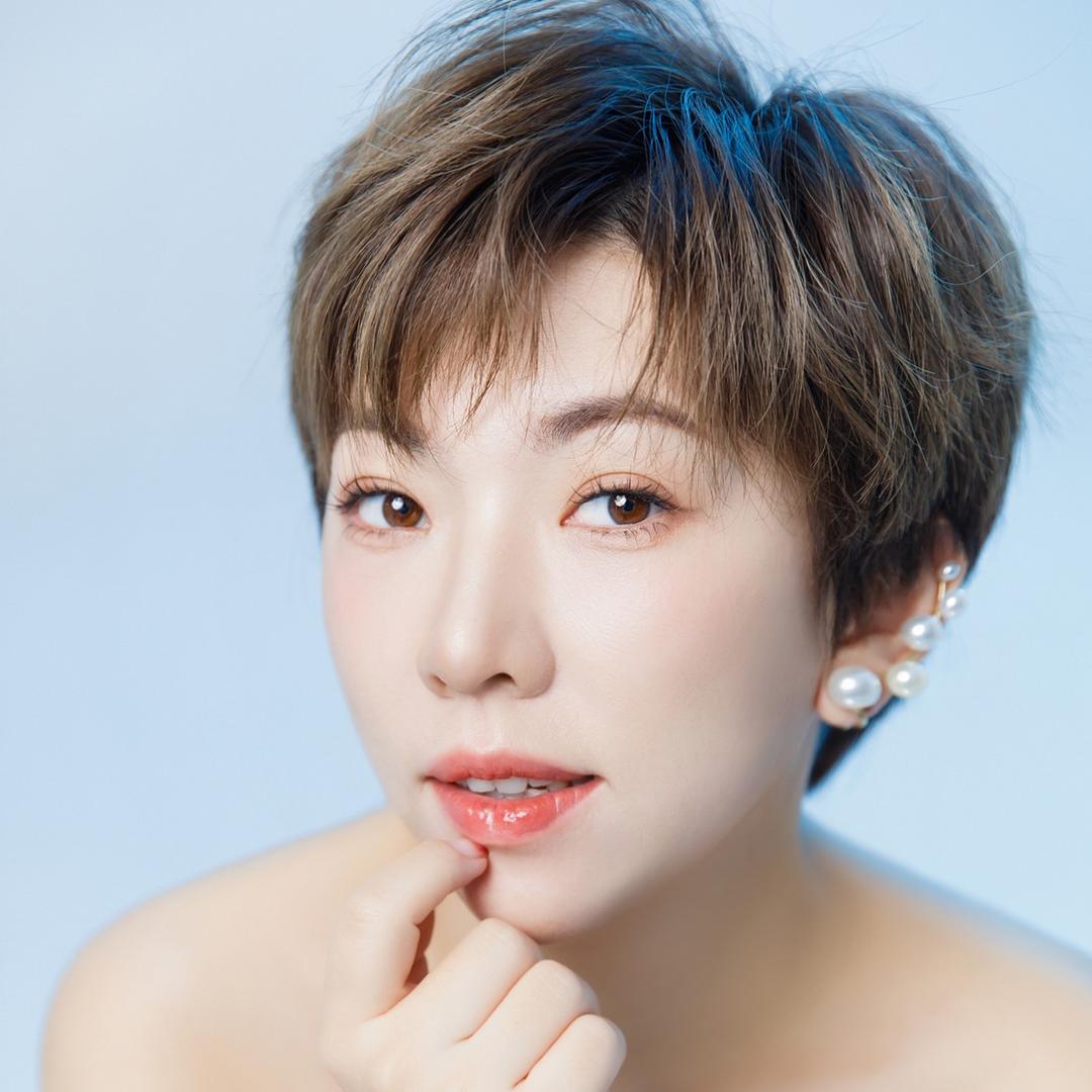 小贵妇熙熙
