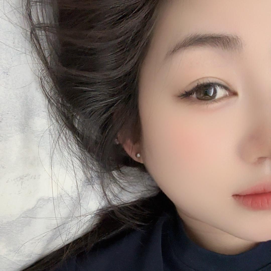 柒柒
