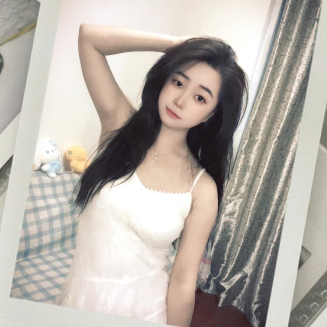 小雨爱吃糖❤️