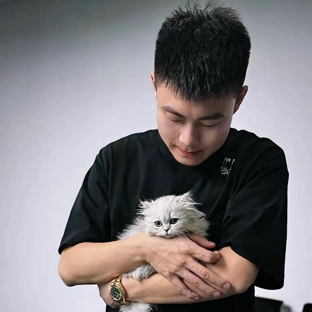 我在半岛卖铁盒