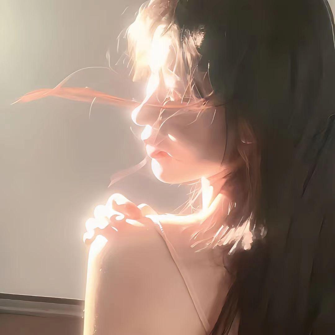 晚凝ˡᵃʕ•̫͡•ʔ