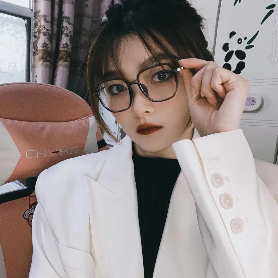 弘健健康管理-芝芝教练