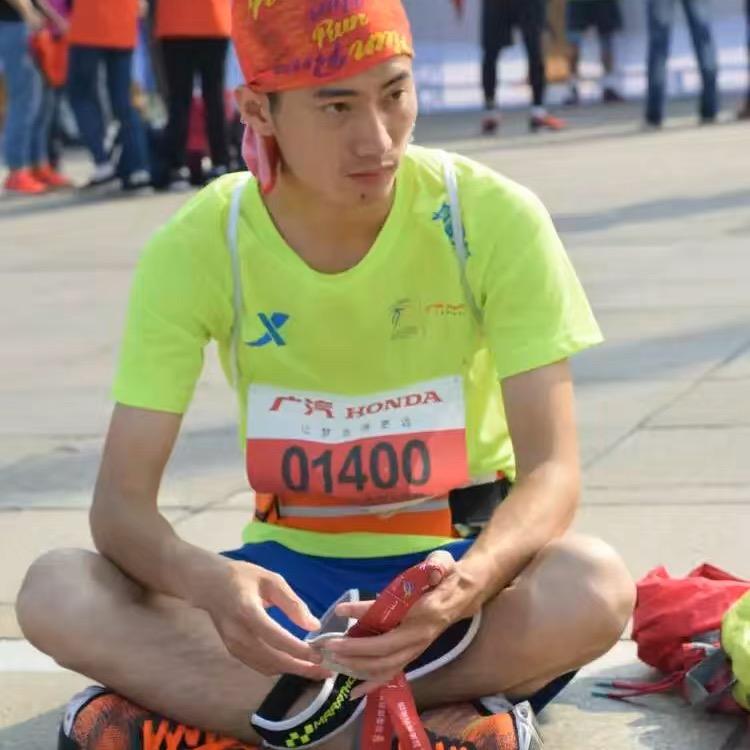 跑者🐌🐢朱少₄₂.₁₉₅