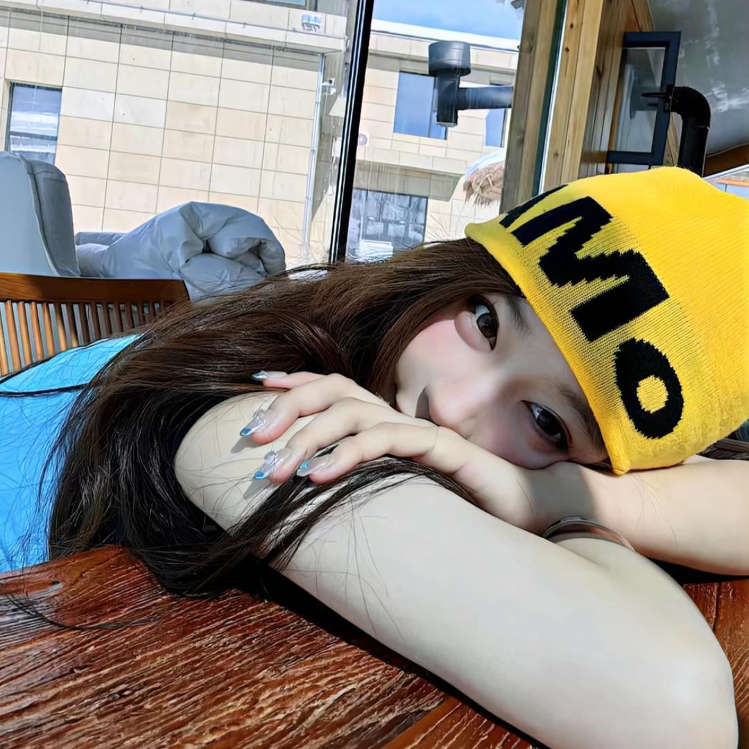 · 史艺涵