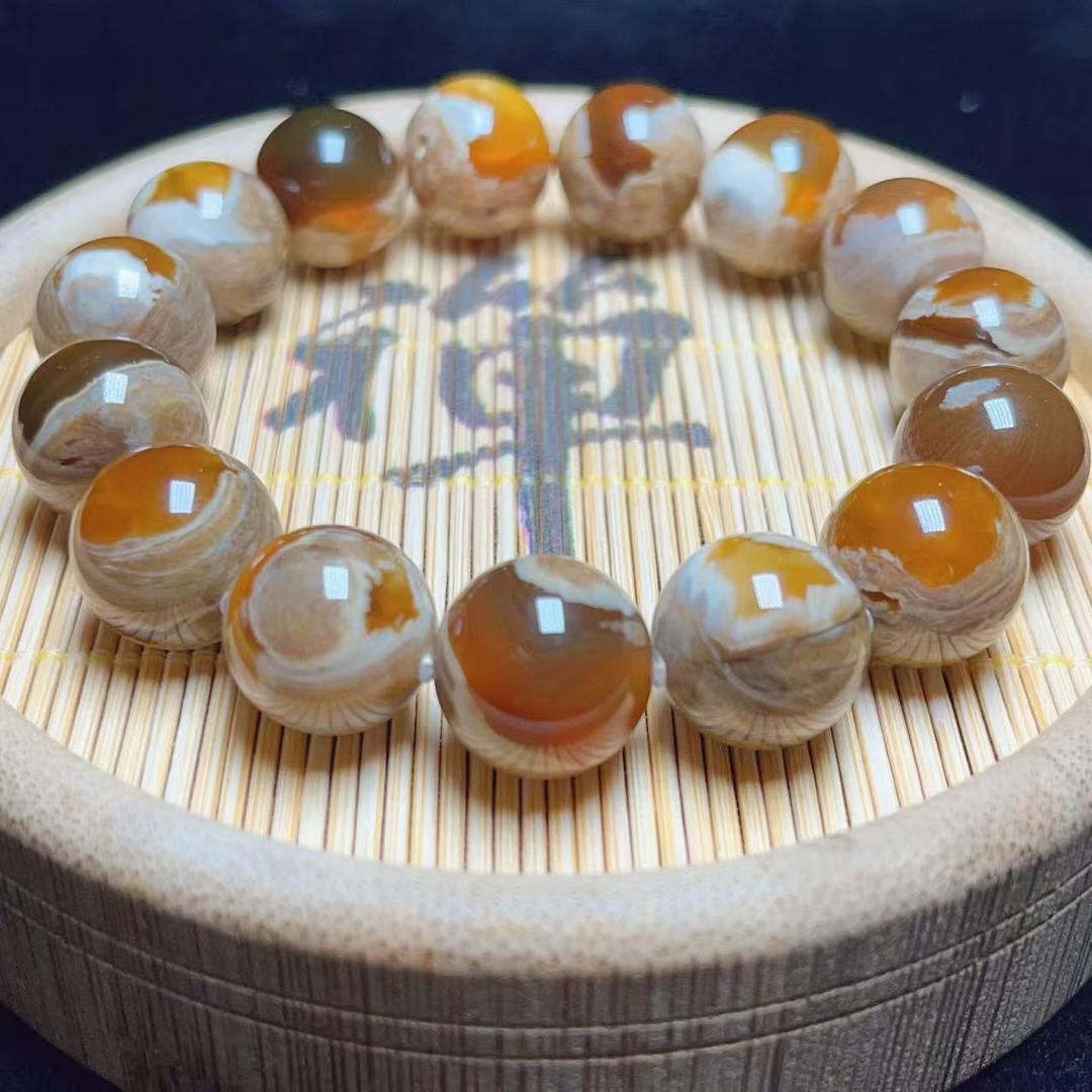 缘分珠宝琥珀阁