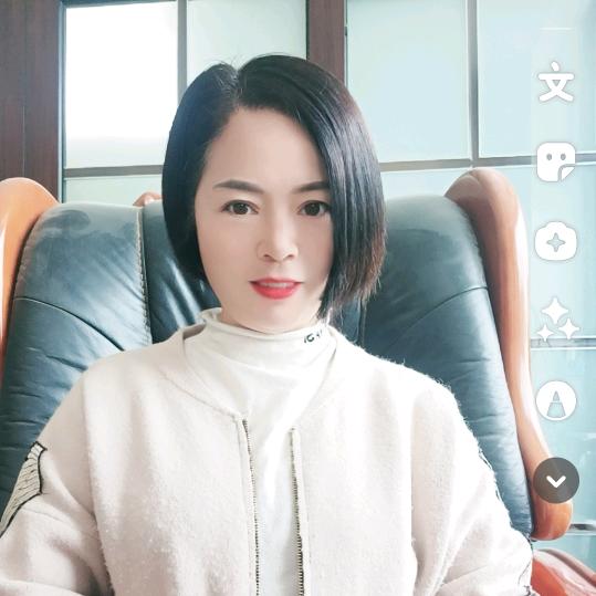 上蔡县朱里镇卖门小茹